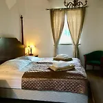 Jokai Vendeghaz 招待所 3*